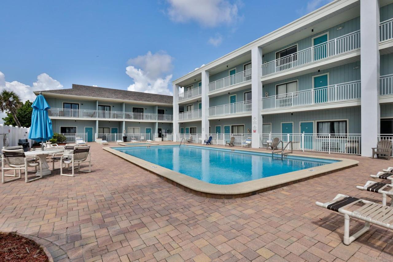 Готель Coastal Waters Studio 111 - Pool Side Studio Нью-Смірна-Біч Екстер'єр фото